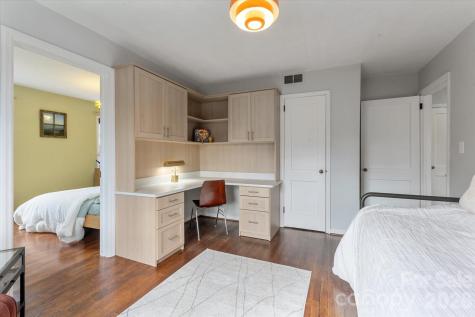 7 Wilshire Drive Asheville NC 28806