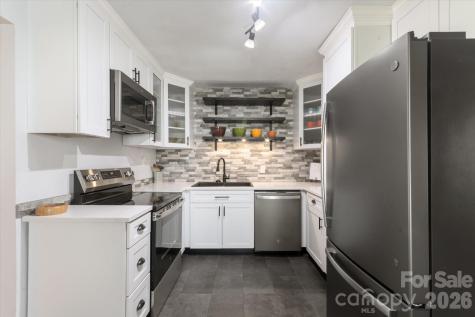 7 Wilshire Drive Asheville NC 28806