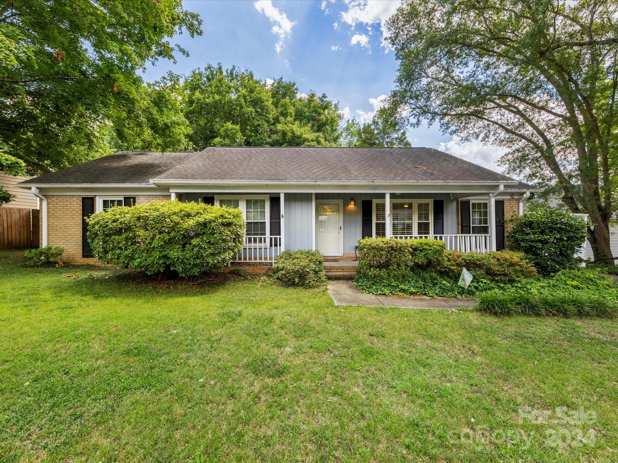 11722 Mirror Lake Drive Charlotte NC 28226