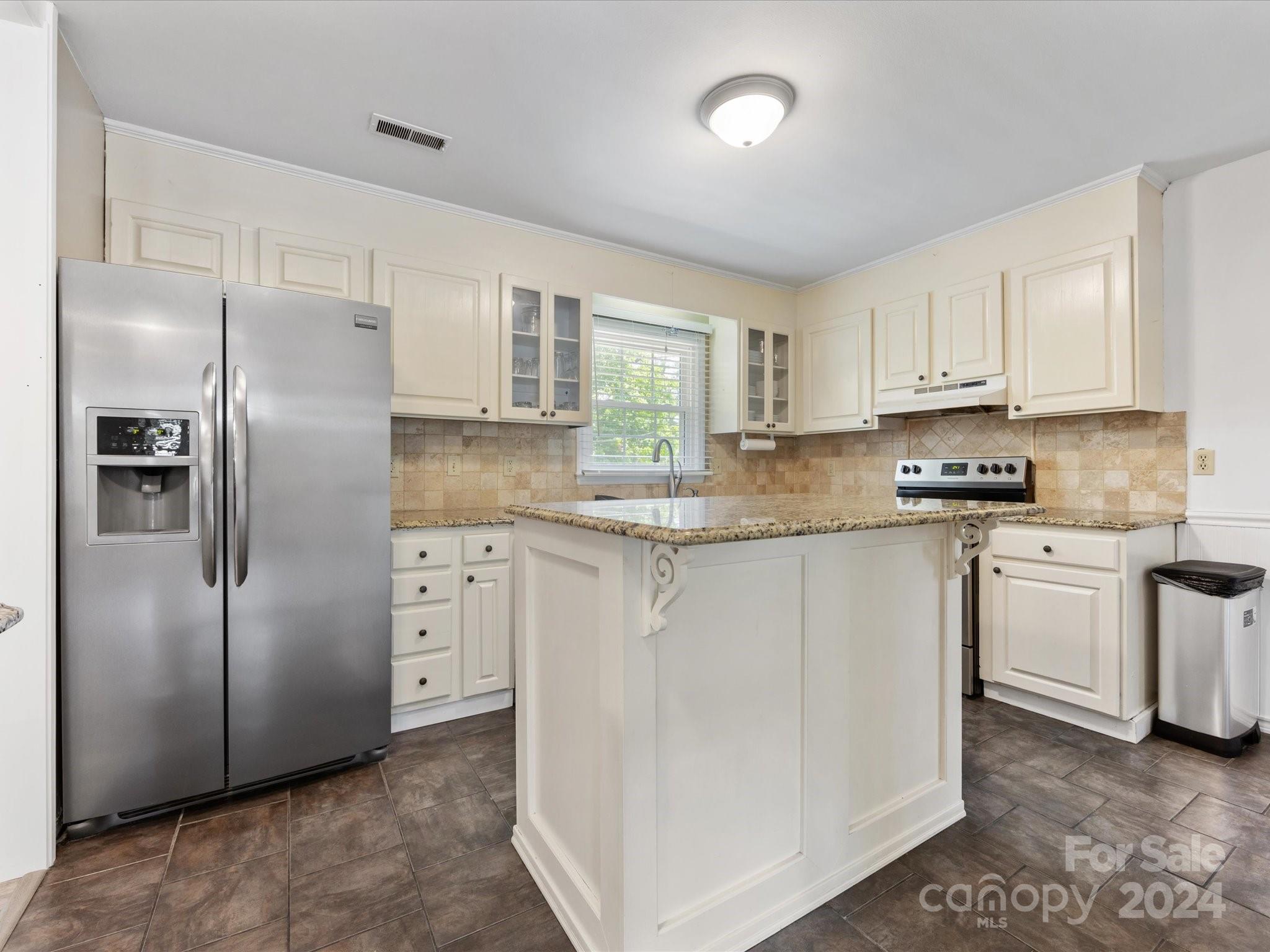 11722 Mirror Lake Drive Charlotte NC 28226