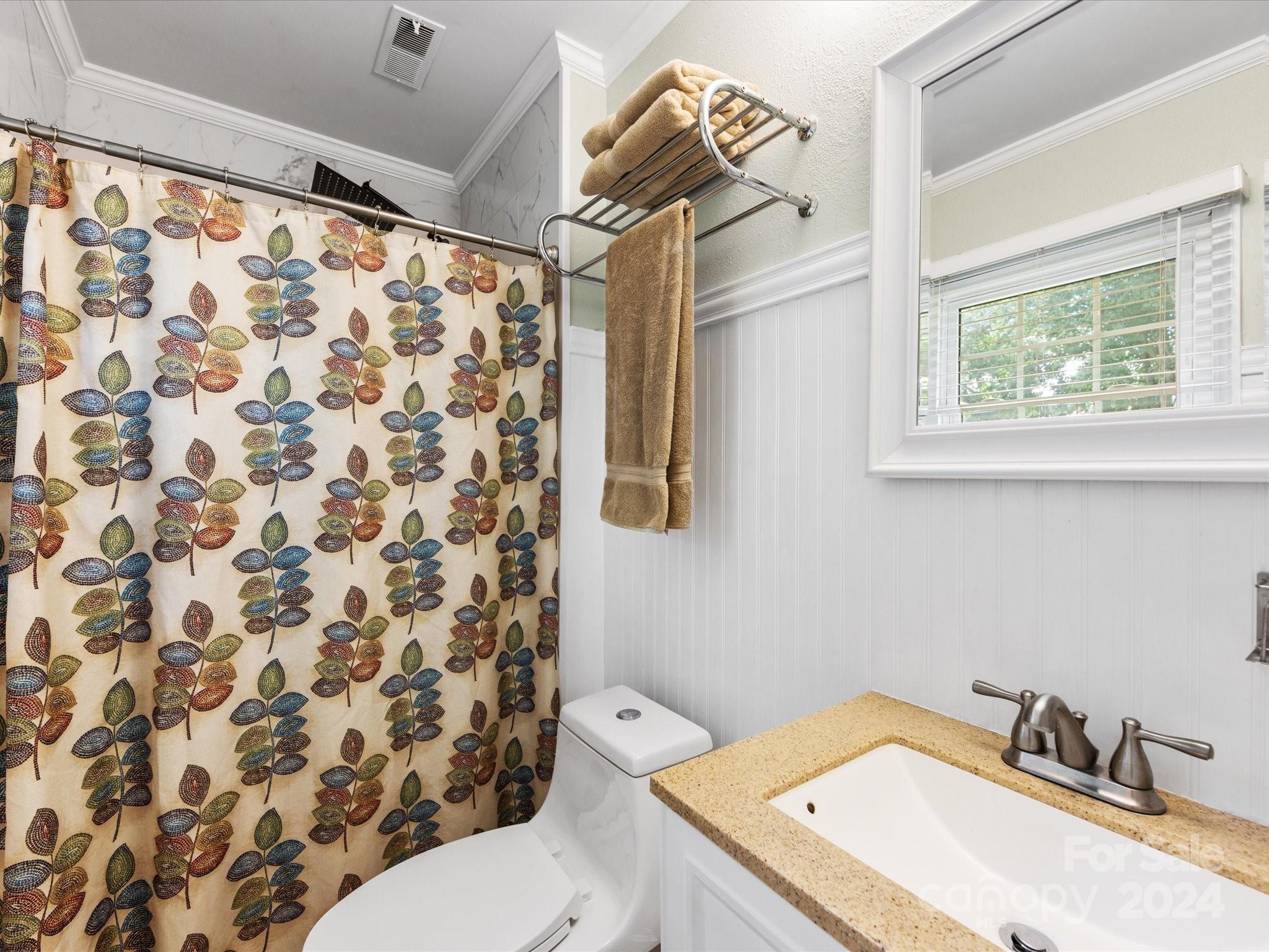 11722 Mirror Lake Drive Charlotte NC 28226