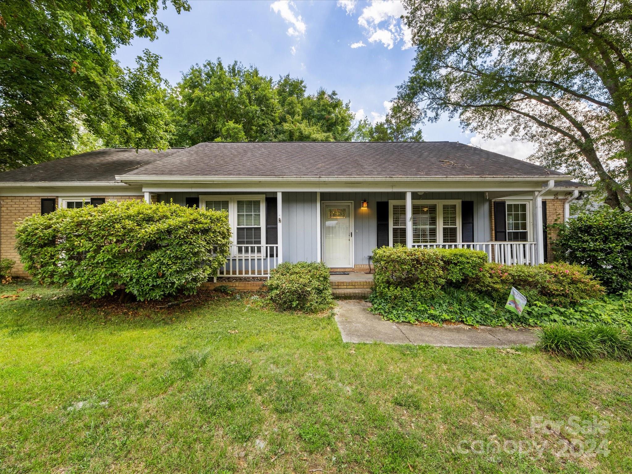 11722 Mirror Lake Drive Charlotte NC 28226