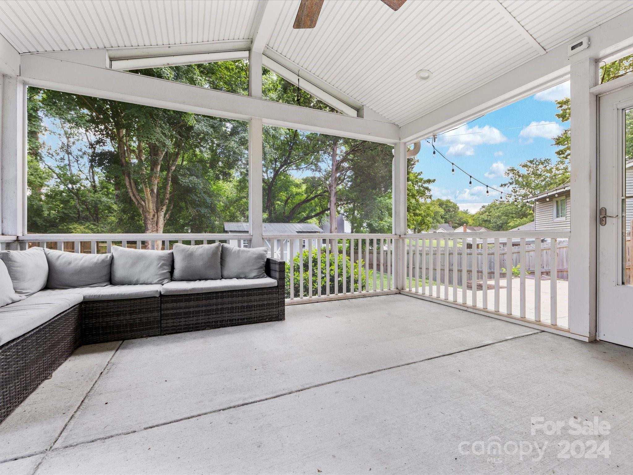 11722 Mirror Lake Drive Charlotte NC 28226