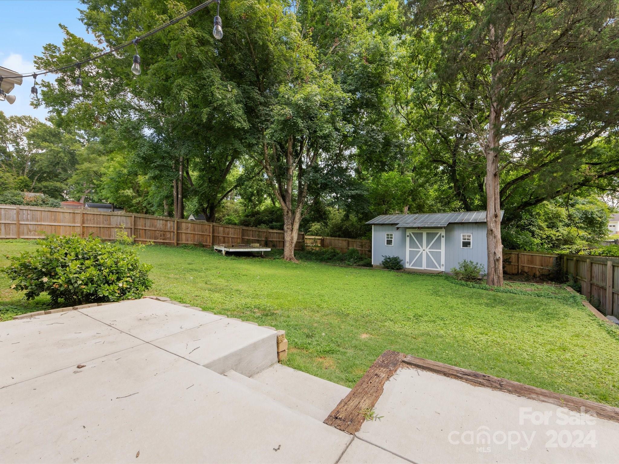 11722 Mirror Lake Drive Charlotte NC 28226