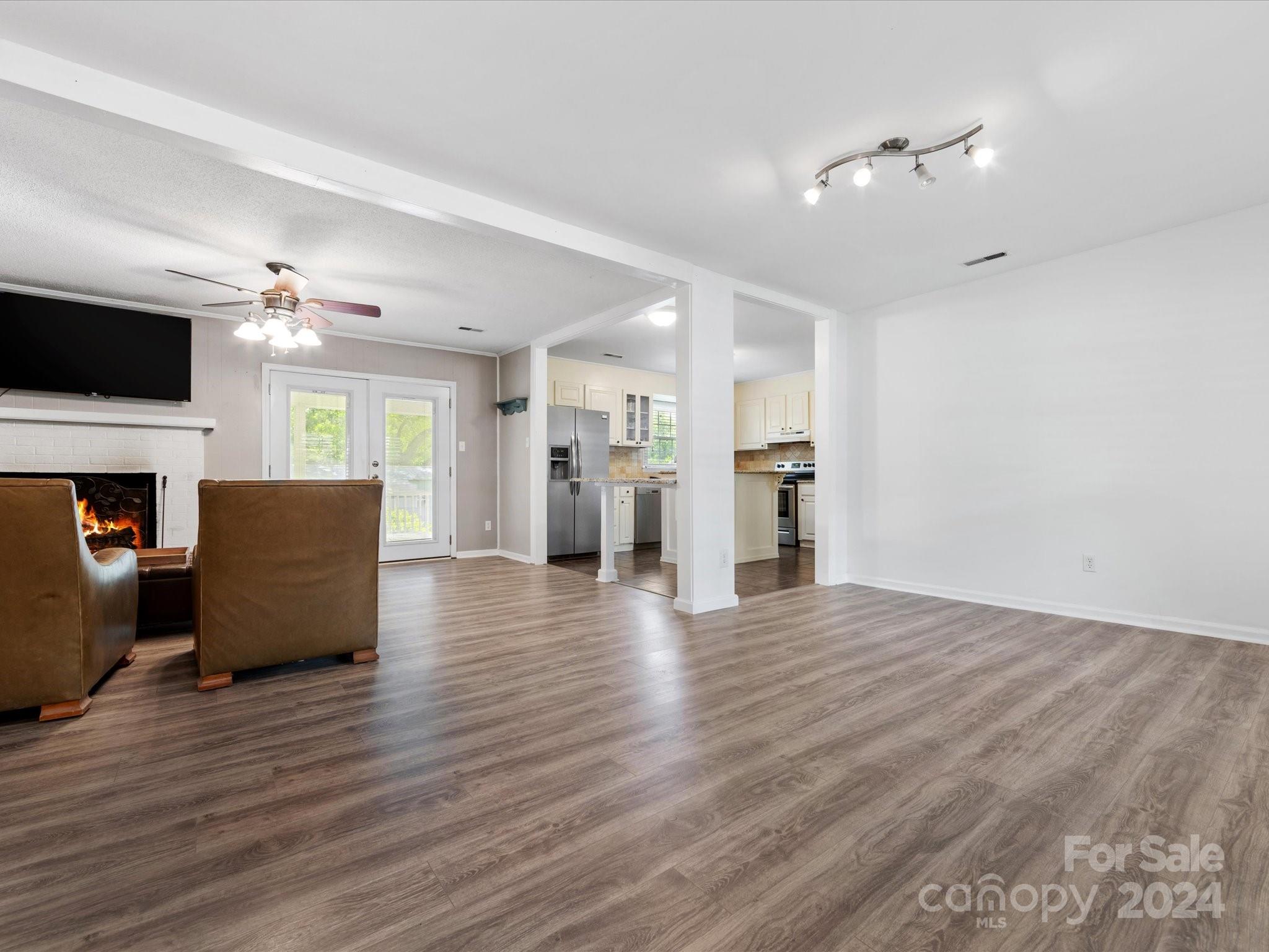 11722 Mirror Lake Drive Charlotte NC 28226