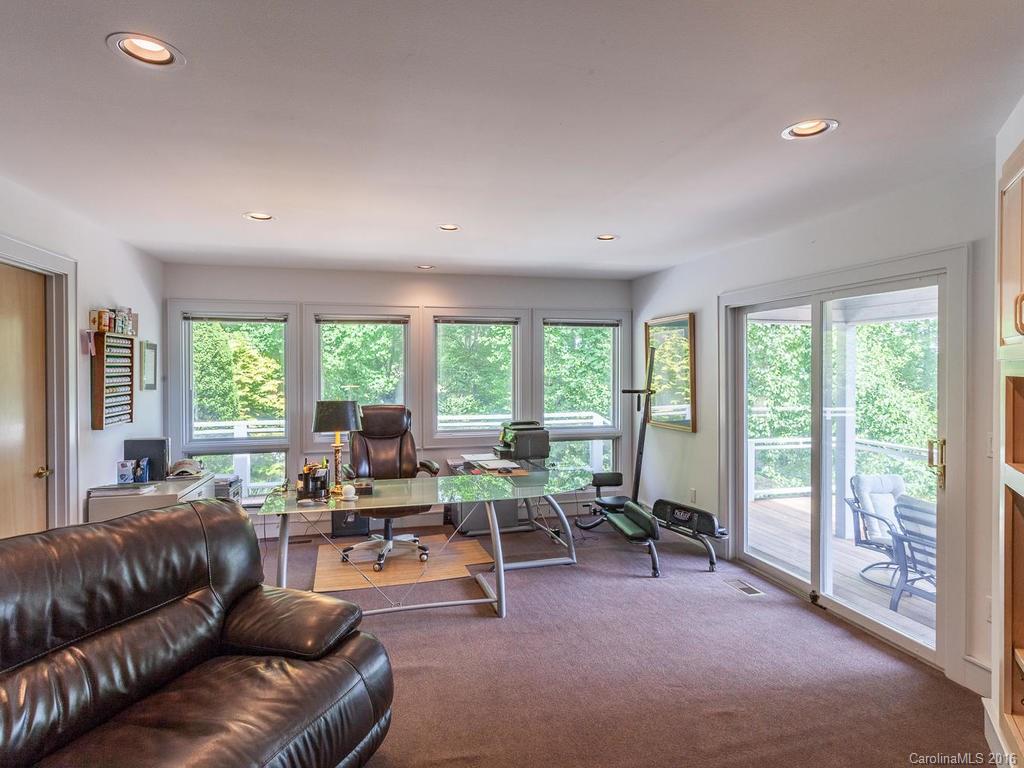 4 Hickory Vista Lane Mills River NC 28759