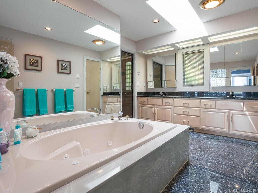 4 Hickory Vista Lane Mills River NC 28759