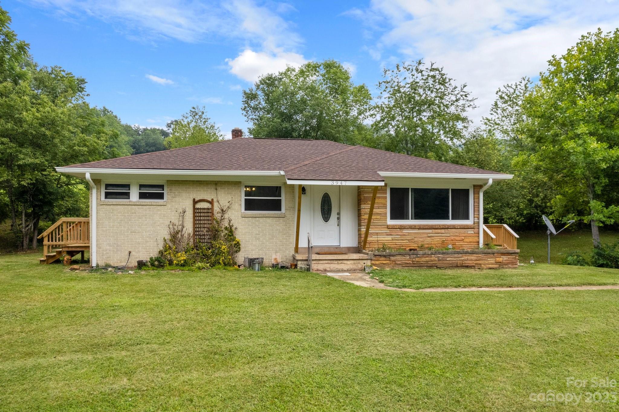 3947 Lake Logan Road Canton NC 28716