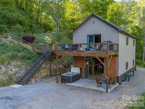 345 Moorehill Drive Waynesville NC 28786
