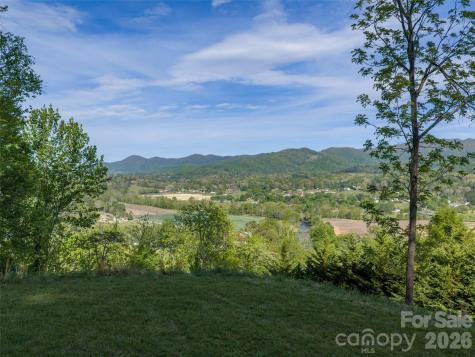 345 Moorehill Drive Waynesville NC 28786