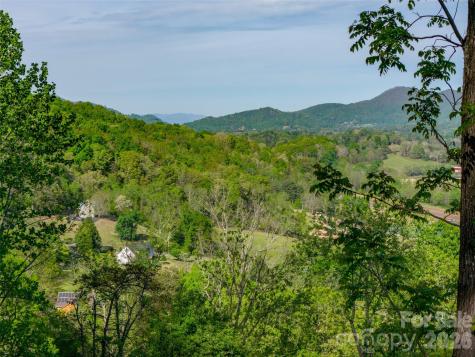 345 Moorehill Drive Waynesville NC 28786