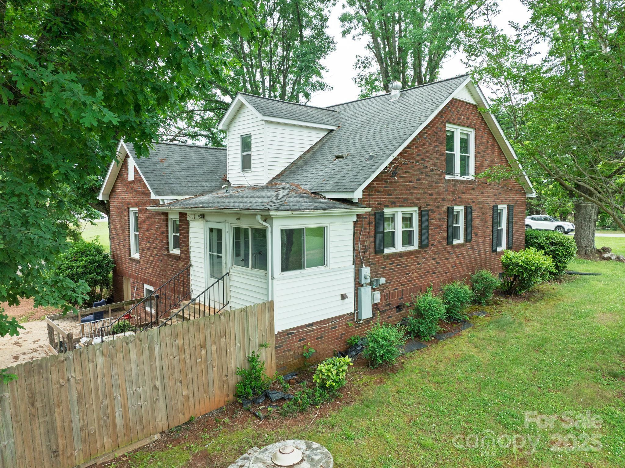 4098 S Nc Hwy 127 Highway Hickory NC 28602