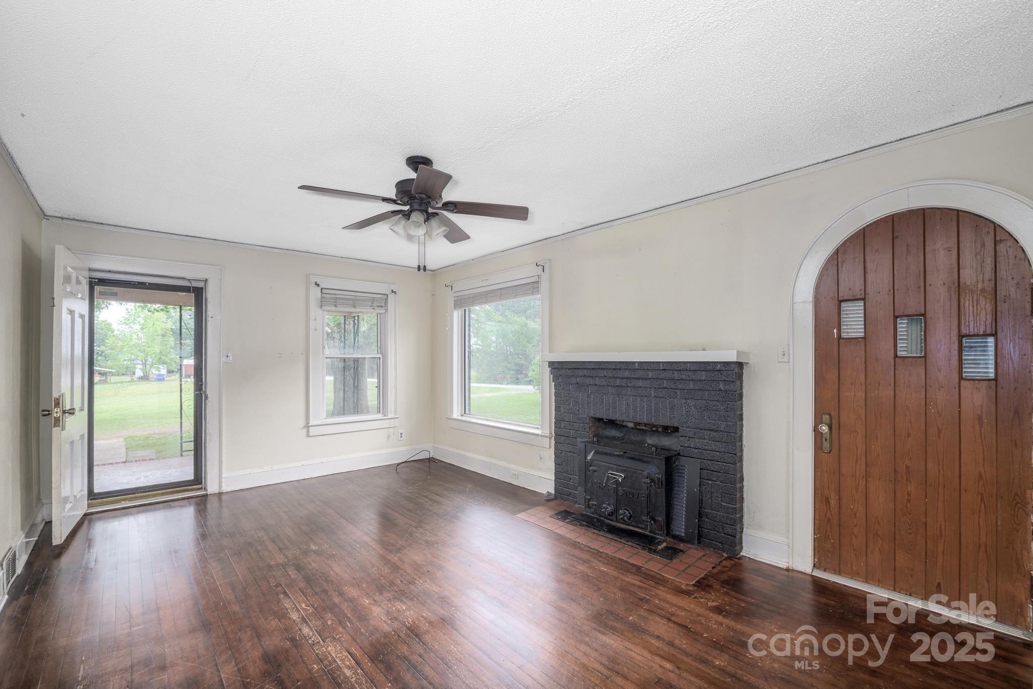 4098 S Nc Hwy 127 Highway Hickory NC 28602