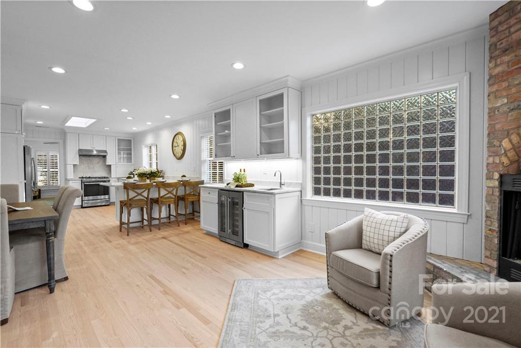 2326 Ferncliff Road Charlotte NC 28211
