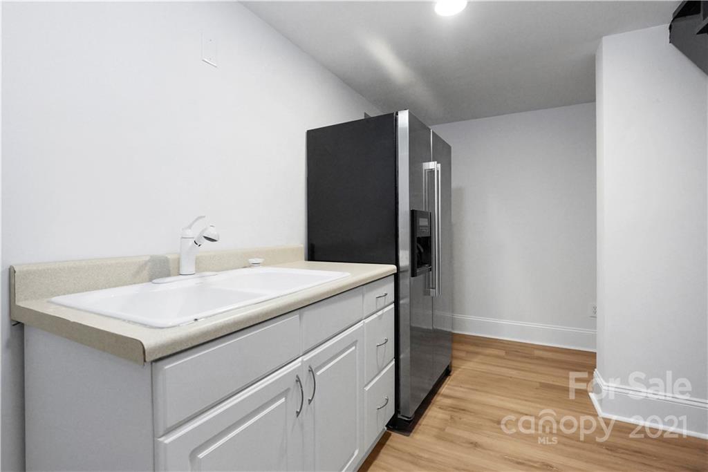 2326 Ferncliff Road Charlotte NC 28211