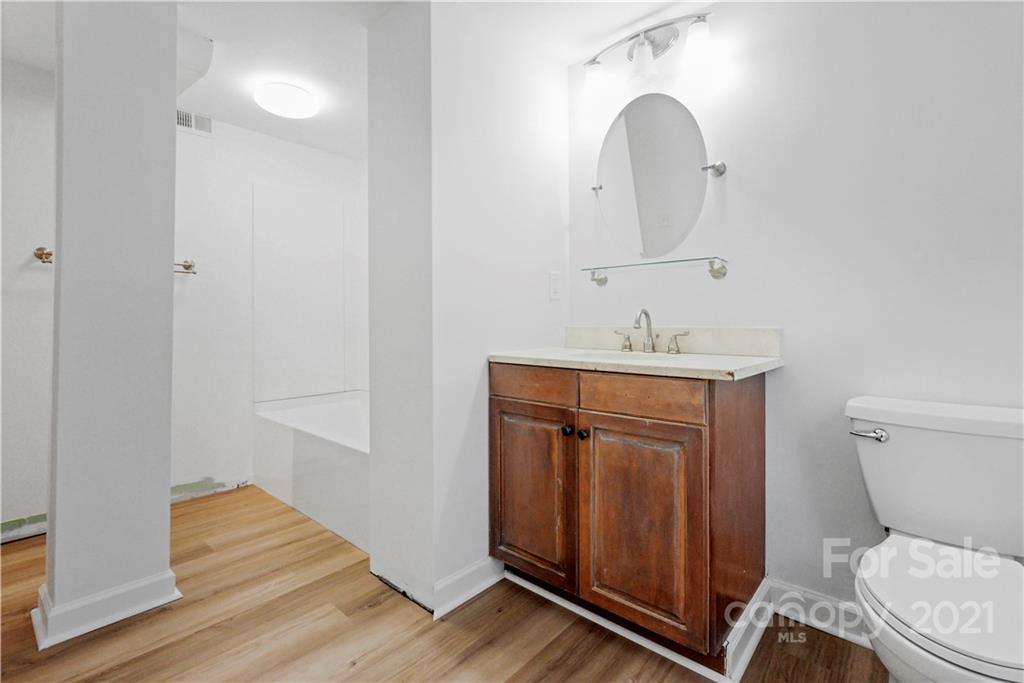 2326 Ferncliff Road Charlotte NC 28211