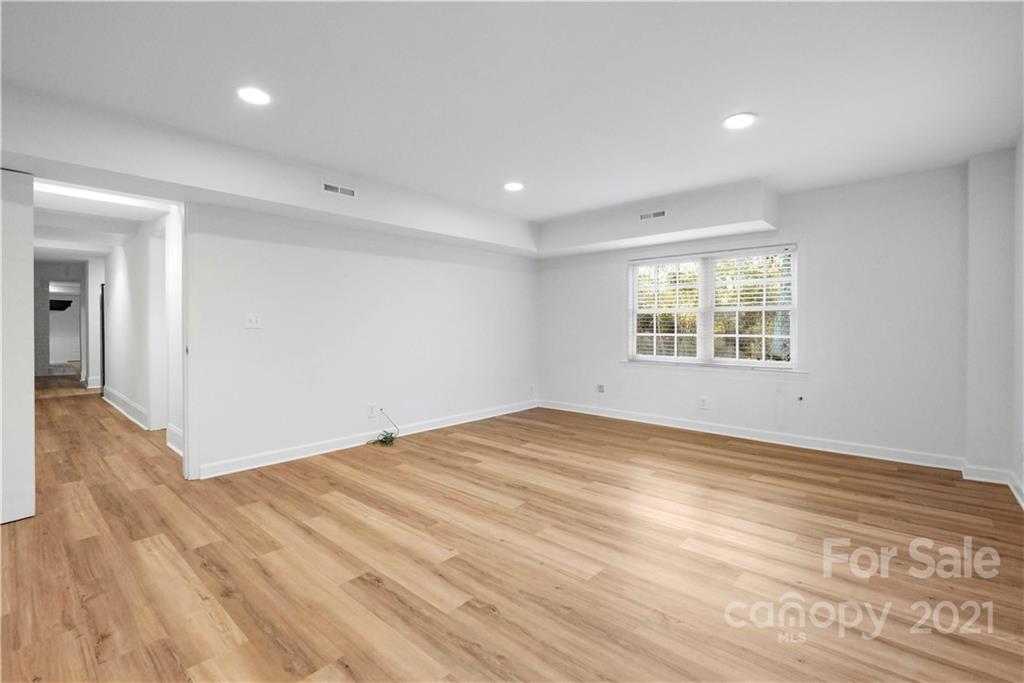 2326 Ferncliff Road Charlotte NC 28211