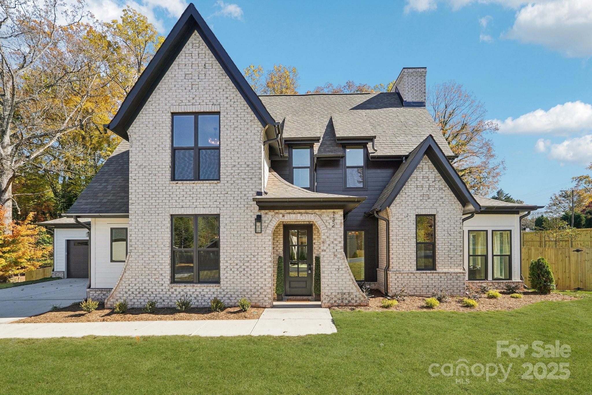 132 Sardis Lane Charlotte NC 28270