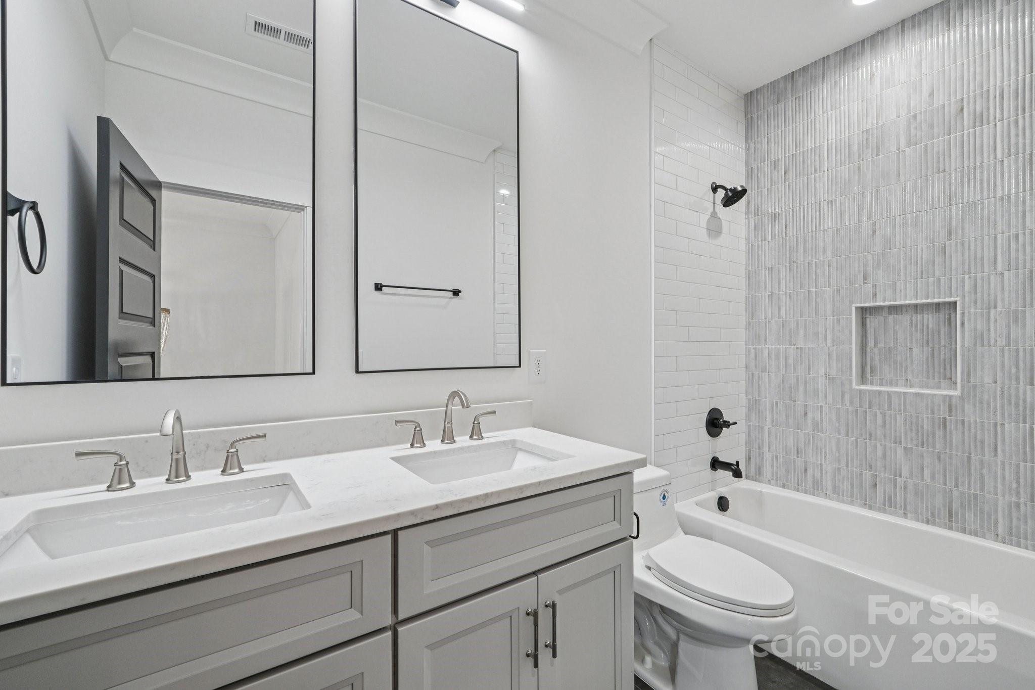 132 Sardis Lane Charlotte NC 28270
