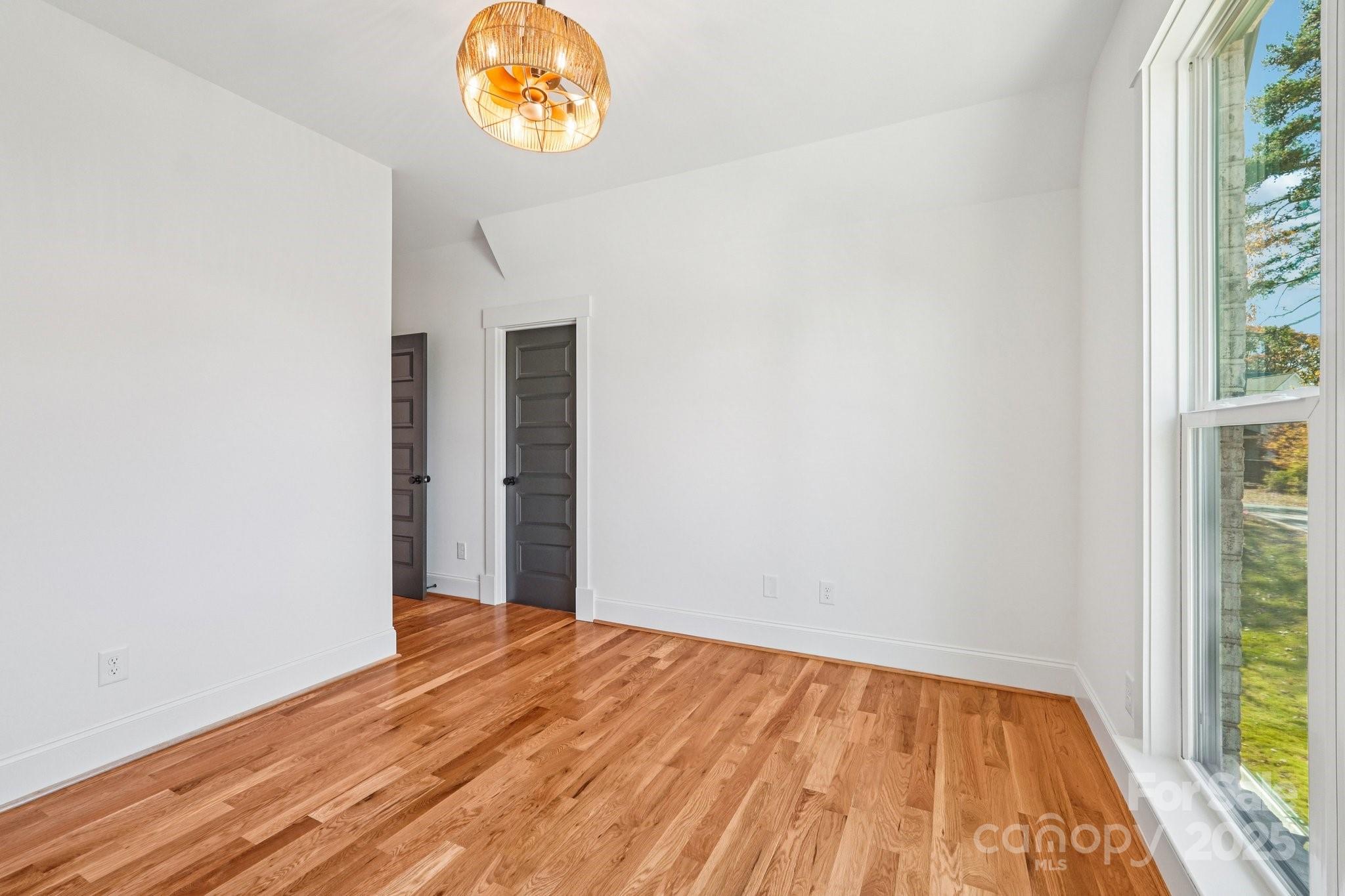 132 Sardis Lane Charlotte NC 28270