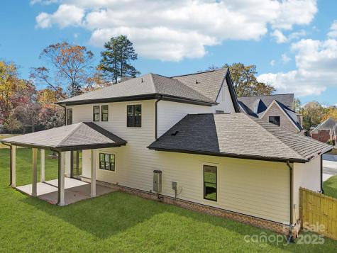 132 Sardis Lane Charlotte NC 28270