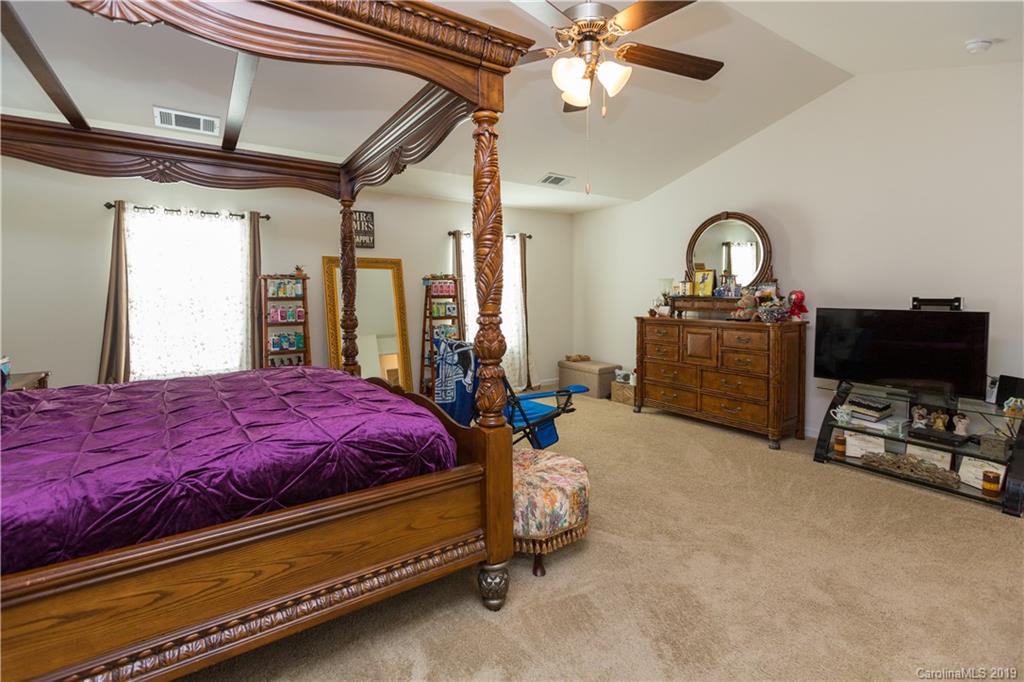 7407 Niccoline Lane Charlotte NC 28214