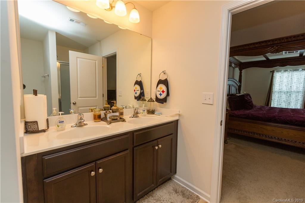 7407 Niccoline Lane Charlotte NC 28214