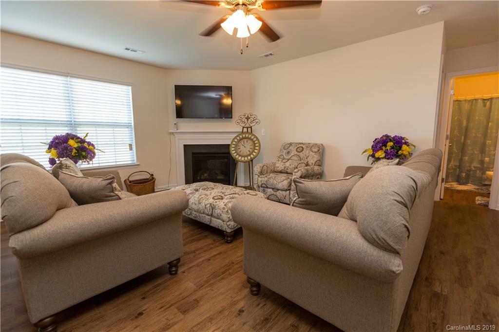 7407 Niccoline Lane Charlotte NC 28214