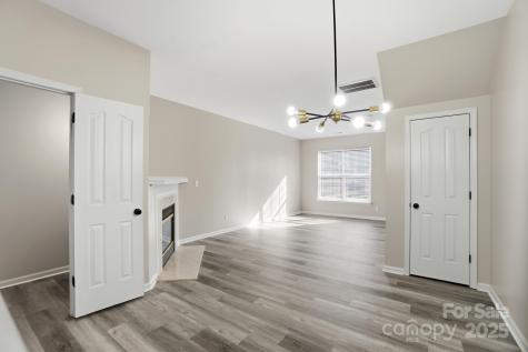 4944 Kotlik Drive Charlotte NC 28269