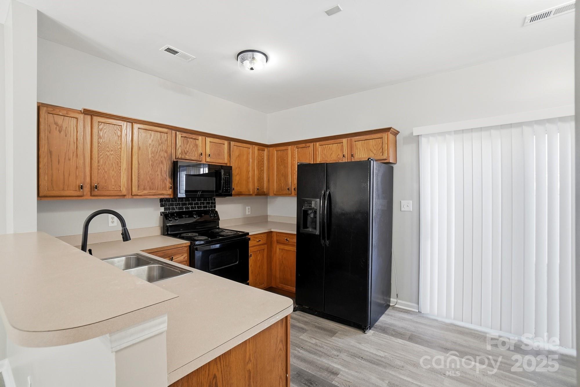 4944 Kotlik Drive Charlotte NC 28269