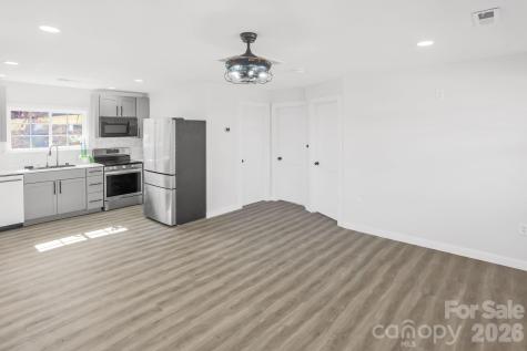 2991 1st Avenue Place NW Hickory NC 28601