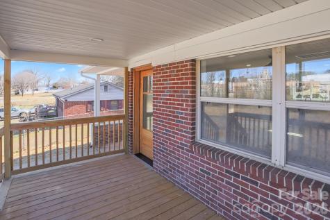 2991 1st Avenue Place NW Hickory NC 28601