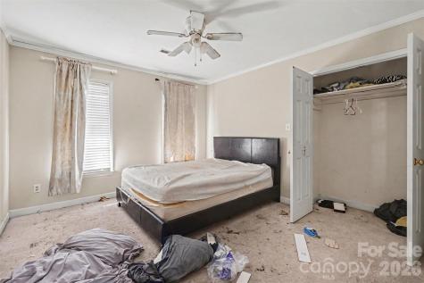 1504 Plantation Trail Gastonia NC 28056