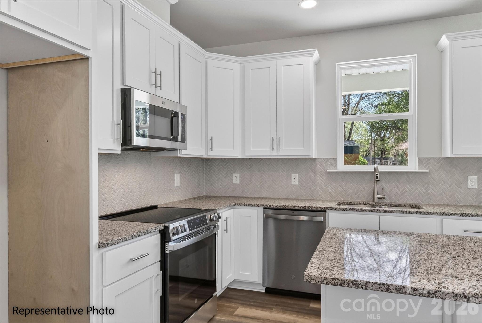 612 Central Drive Statesville NC 28677