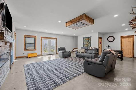 131 Tobacco Trail Canton NC 28716