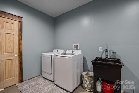 131 Tobacco Trail Canton NC 28716