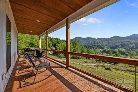 131 Tobacco Trail Canton NC 28716