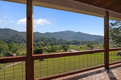 131 Tobacco Trail Canton NC 28716