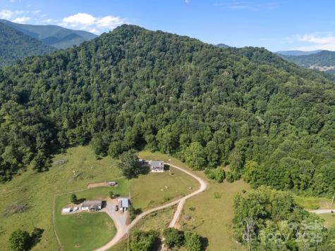 131 Tobacco Trail Canton NC 28716