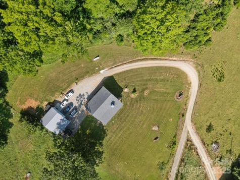 131 Tobacco Trail Canton NC 28716