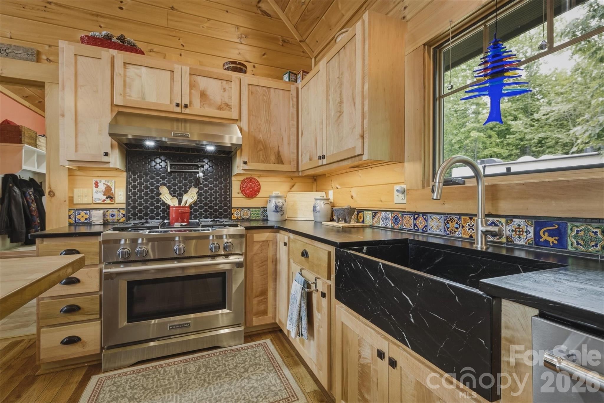 39 Lakeside Path Nebo NC 28761