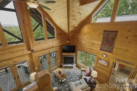 39 Lakeside Path Nebo NC 28761