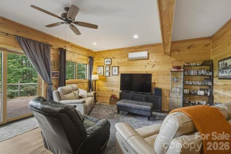 39 Lakeside Path Nebo NC 28761