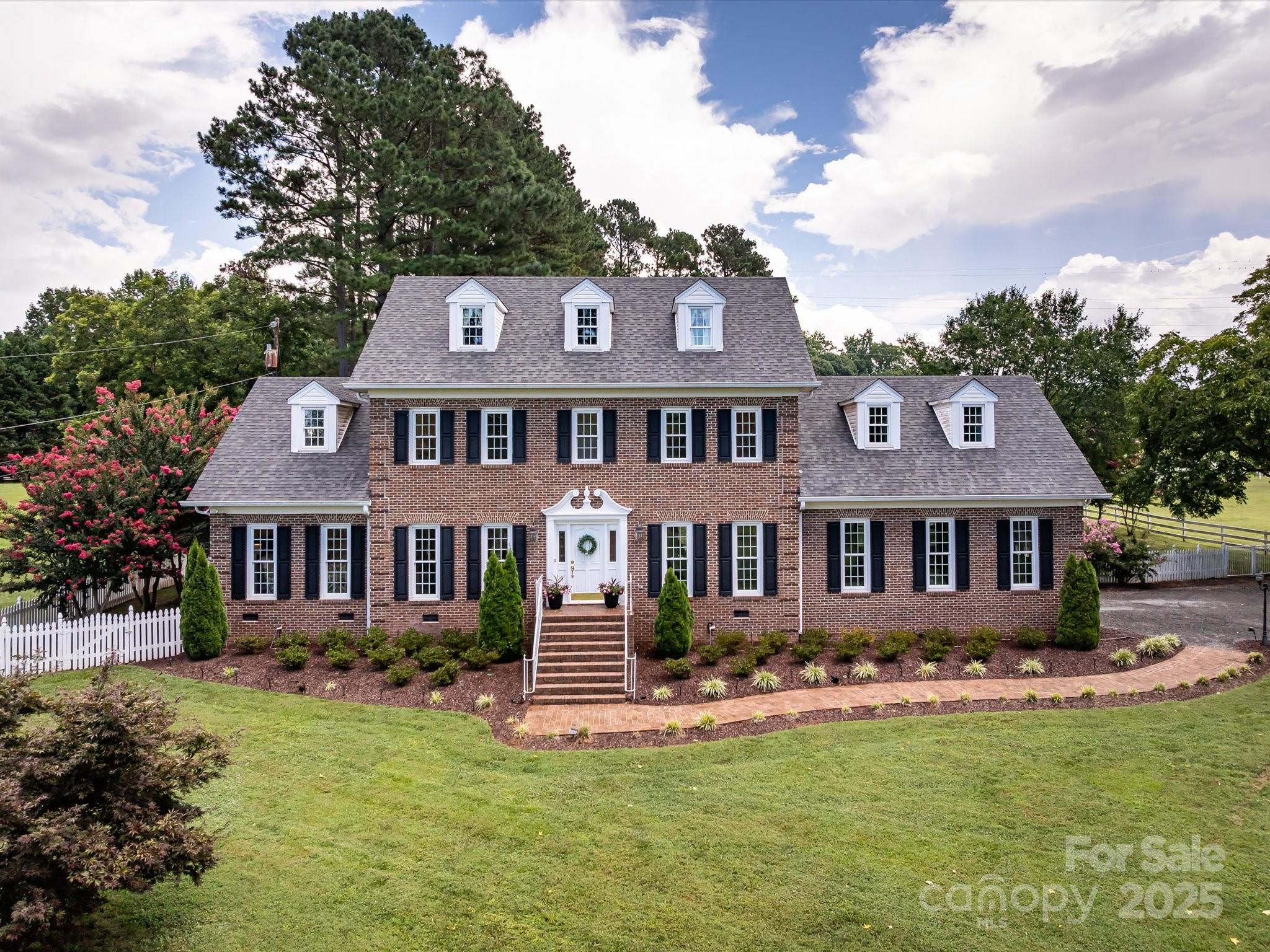 11215 Idlewild Road Matthews NC 28105