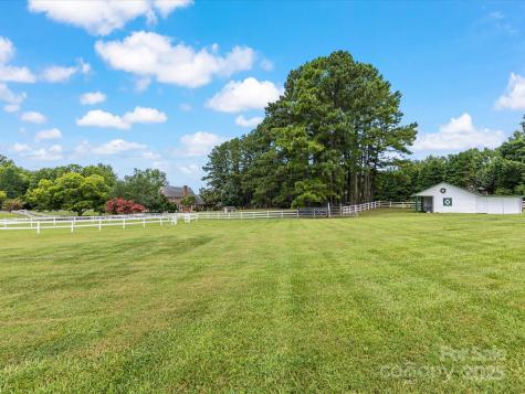 11215 Idlewild Road Matthews NC 28105