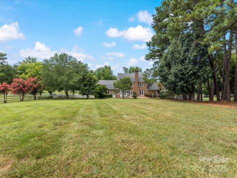 11215 Idlewild Road Matthews NC 28105