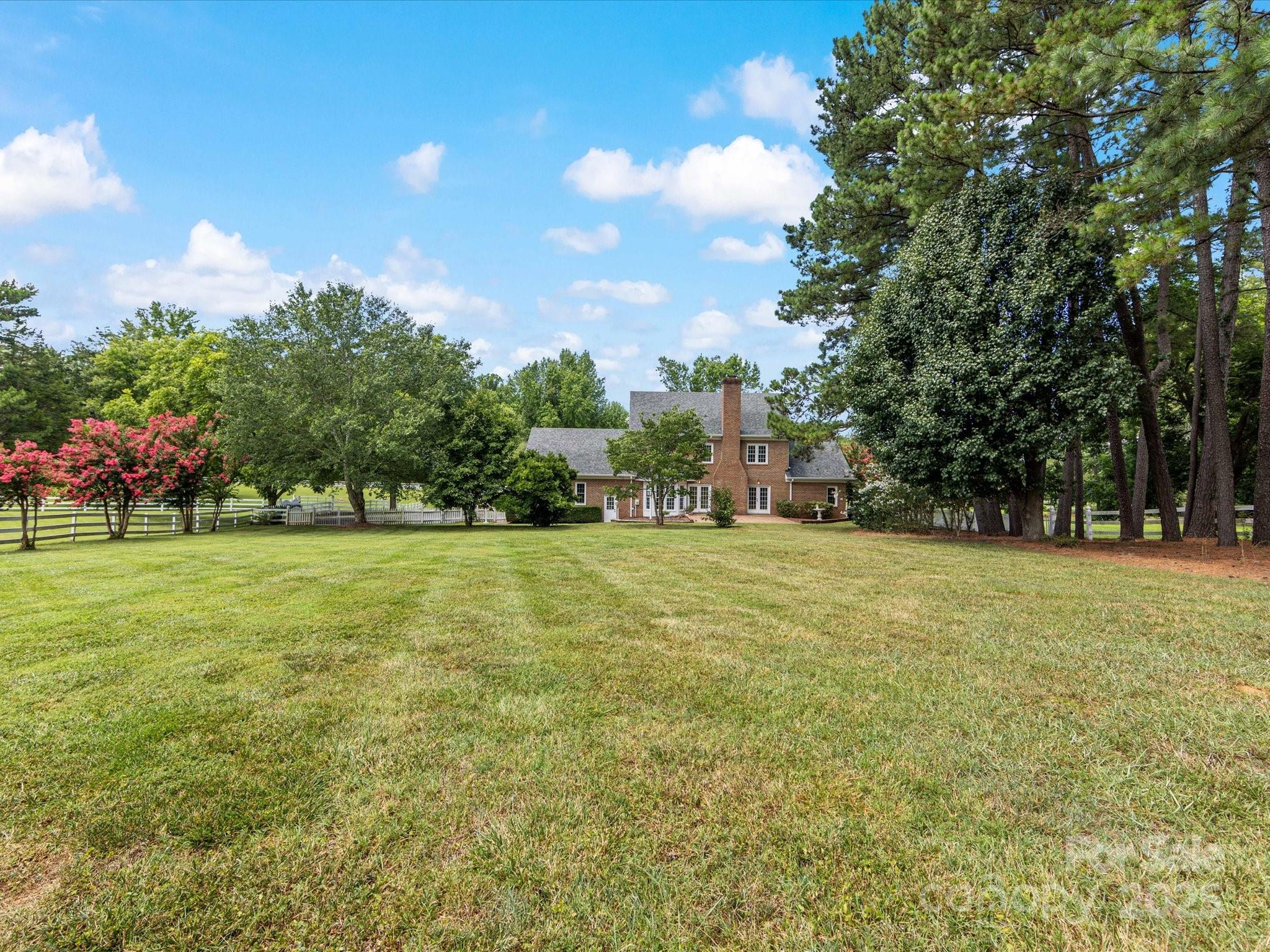 11215 Idlewild Road Matthews NC 28105