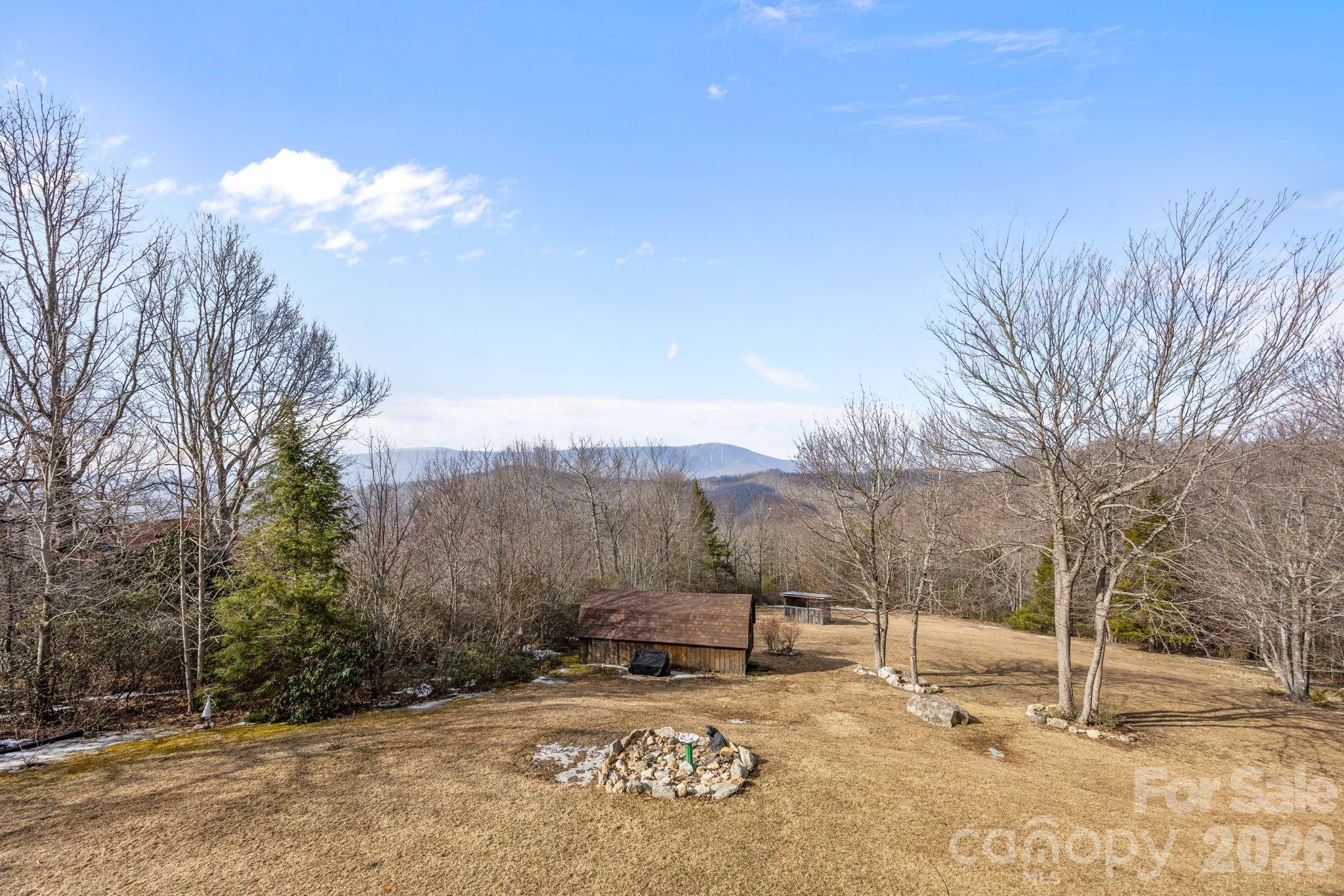 951 Pine Tree Road Spruce Pine NC 28777