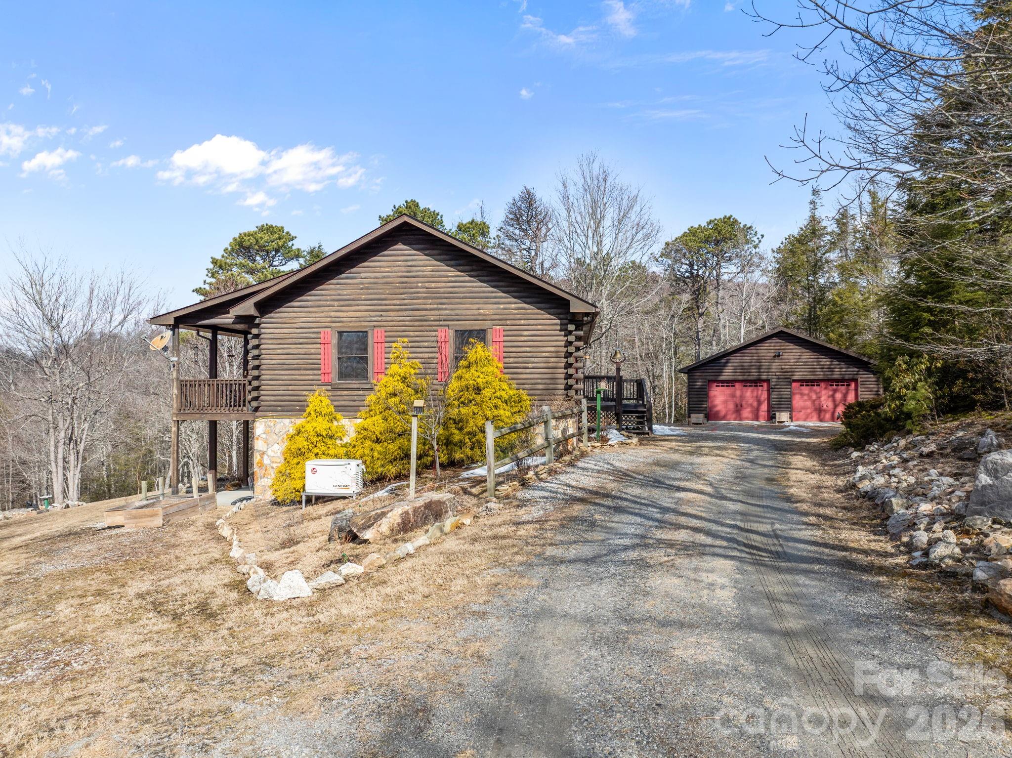 951 Pine Tree Road Spruce Pine NC 28777