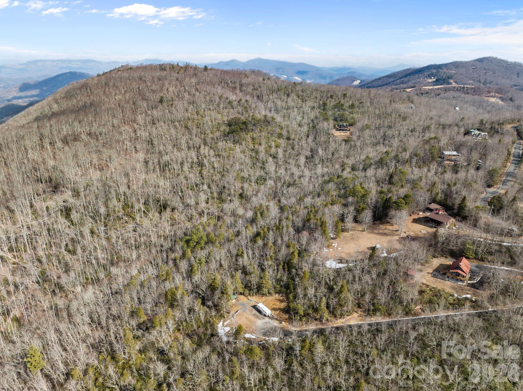 951 Pine Tree Road Spruce Pine NC 28777